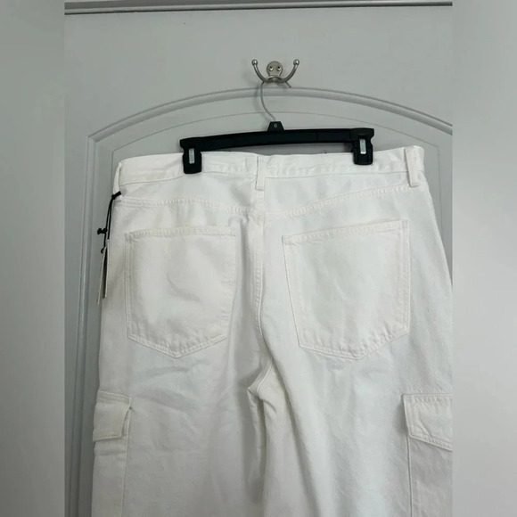 AGOLDE Minka High-Rise Wide-Leg Cargo Jeans
Milkshake Size 33 NWT - Picture 12 of 15